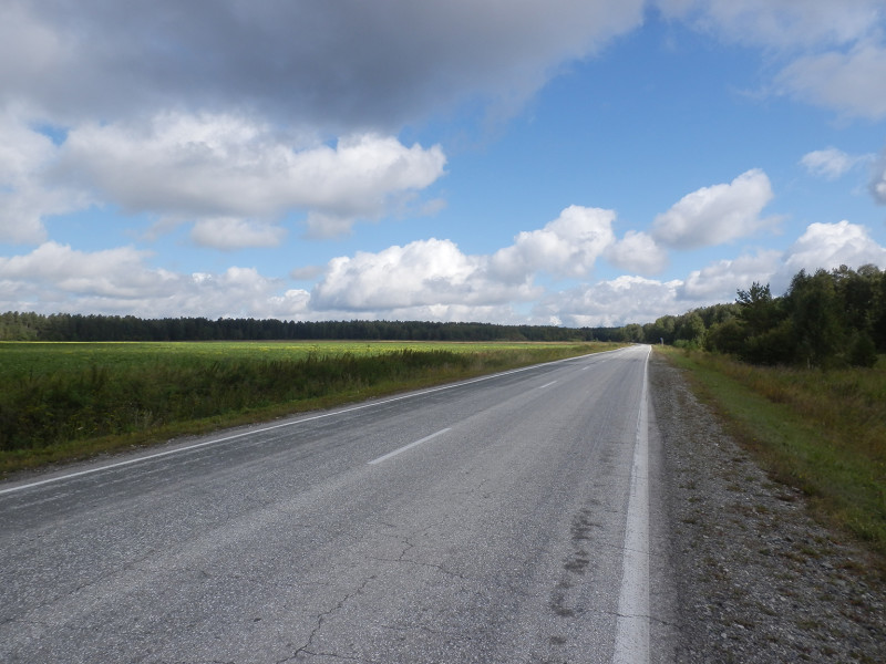 Road between villages Kosoy Brod and Mramorskoe