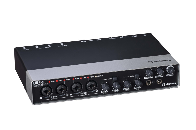 Steinberg UR44 – very functional external USB audio interface with 192