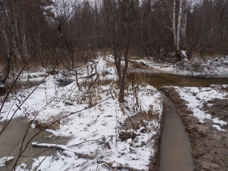 Bridge through the river on the way to cordon near Large Lavrovka